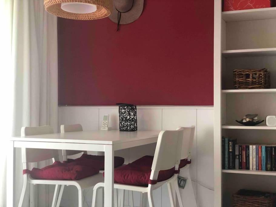Apartamentos Rio Marinas 15 Playazo Beach ネルハ エクステリア 写真