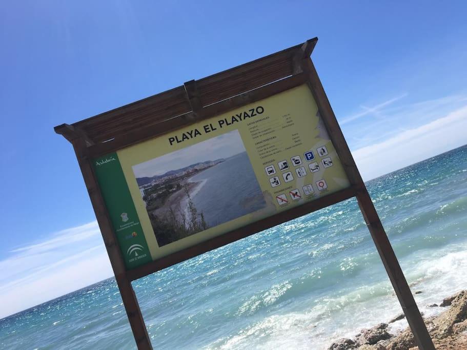 Apartamentos Rio Marinas 15 Playazo Beach ネルハ エクステリア 写真