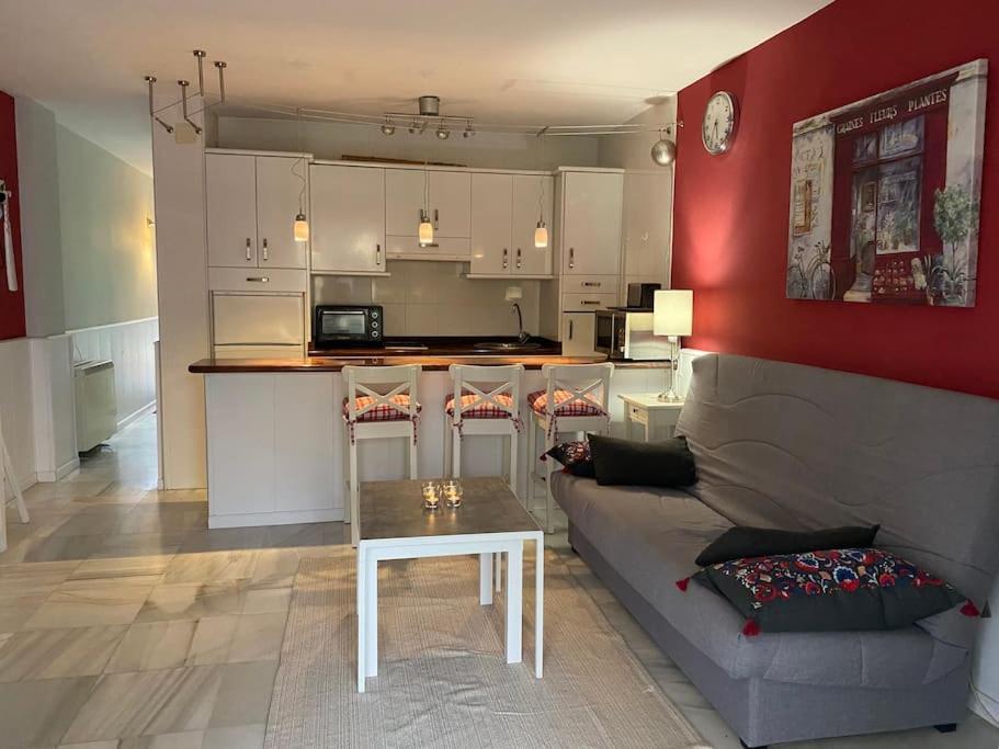 Apartamentos Rio Marinas 15 Playazo Beach ネルハ エクステリア 写真
