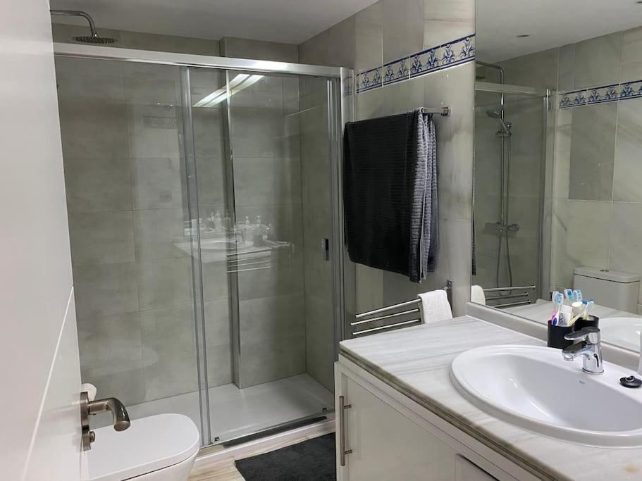 Apartamentos Rio Marinas 15 Playazo Beach ネルハ エクステリア 写真