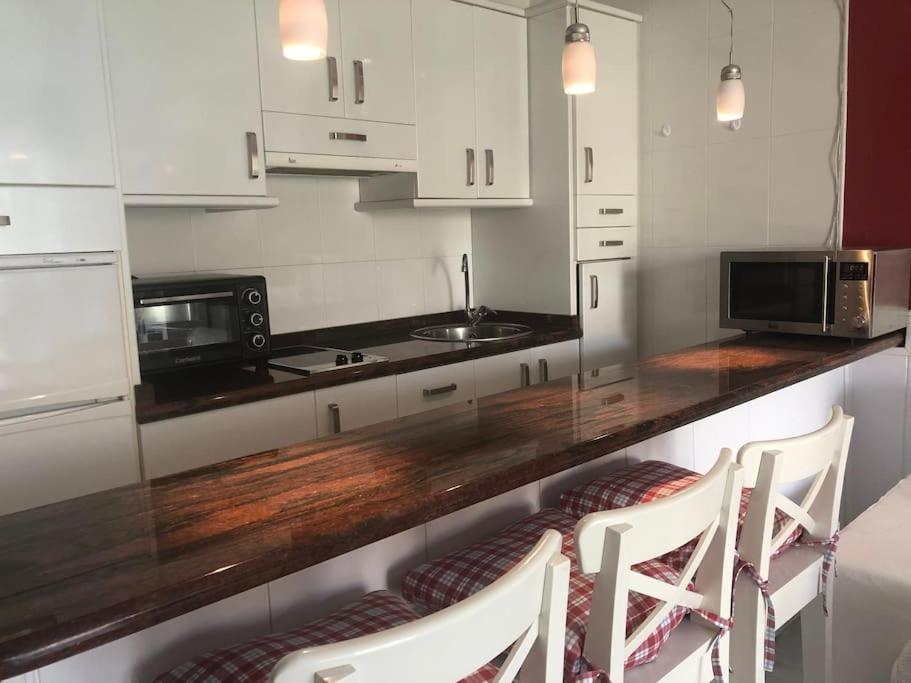 Apartamentos Rio Marinas 15 Playazo Beach ネルハ エクステリア 写真