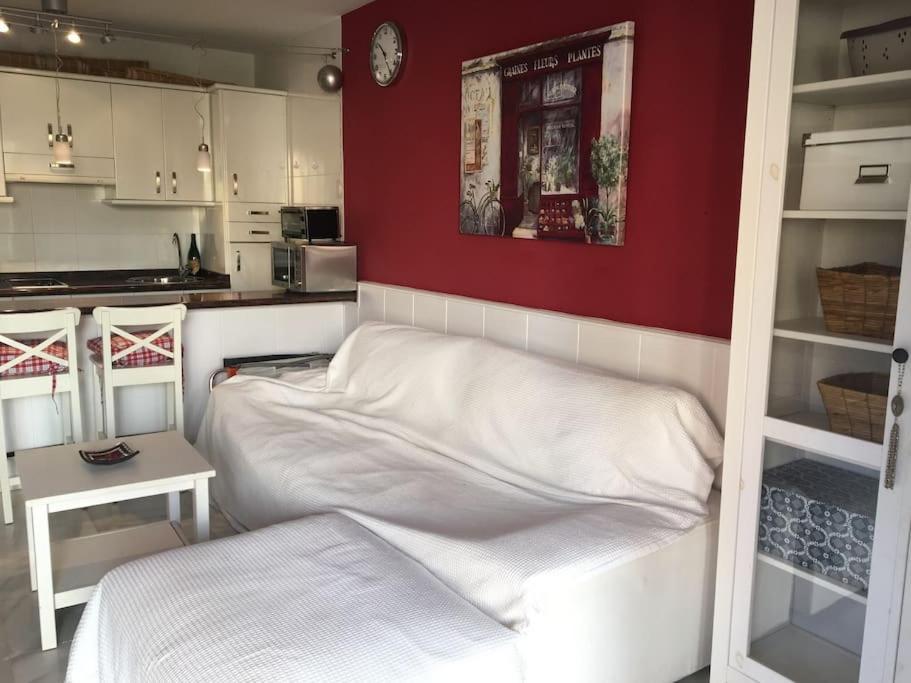 Apartamentos Rio Marinas 15 Playazo Beach ネルハ エクステリア 写真