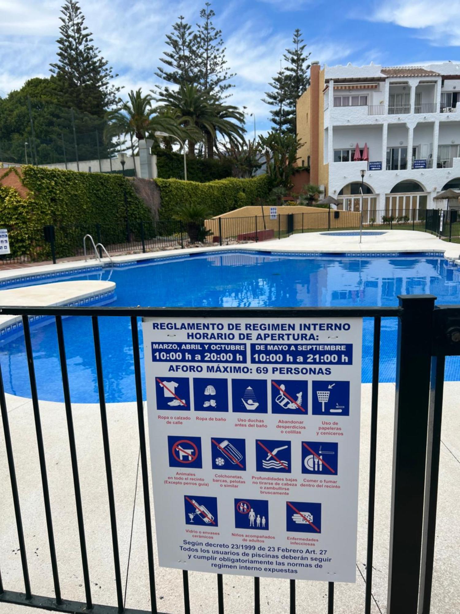 Apartamentos Rio Marinas 15 Playazo Beach ネルハ エクステリア 写真